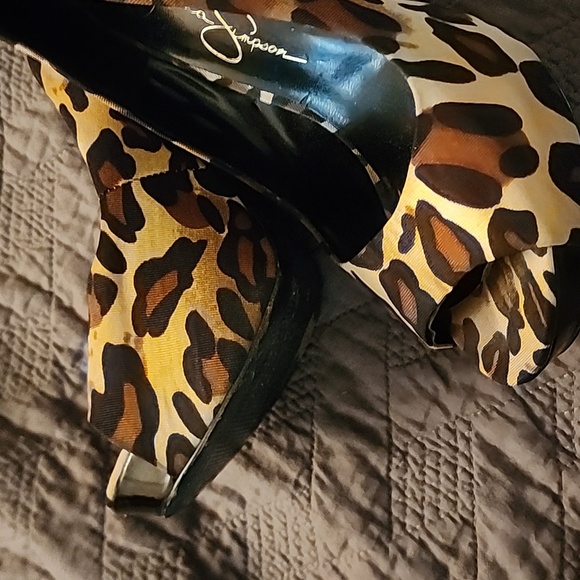 Jessica Simpson peeptoe Leopard platform heels - Picture 13 of 13